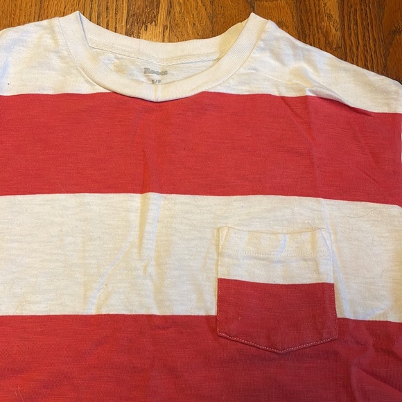 1990s Canada Cottage inspired Red + White striped Roots T - Picture 2 of 4